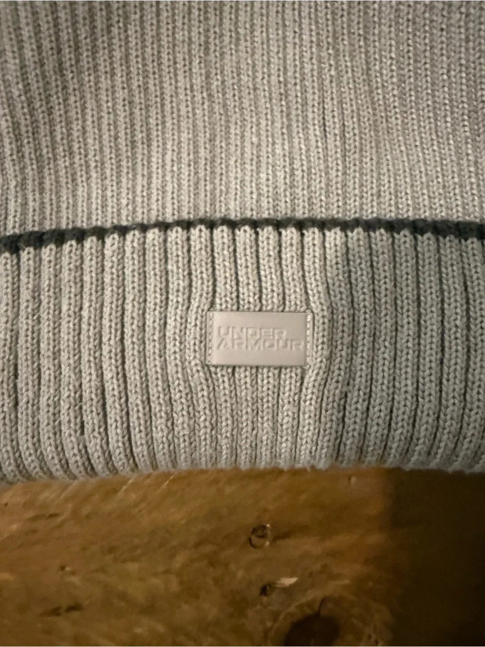 Under Armour Gray Ribbed Knit Ponytail Beanie Winter Running Hat